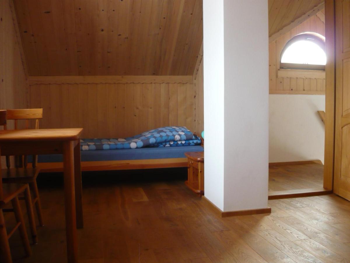 Wichrowe Wzgorze Villa Dynow Buitenkant foto